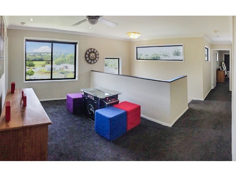 12 Viv Hull Avenue, Eumundi QLD 4562