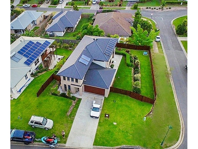 12 Viv Hull Avenue, Eumundi QLD 4562