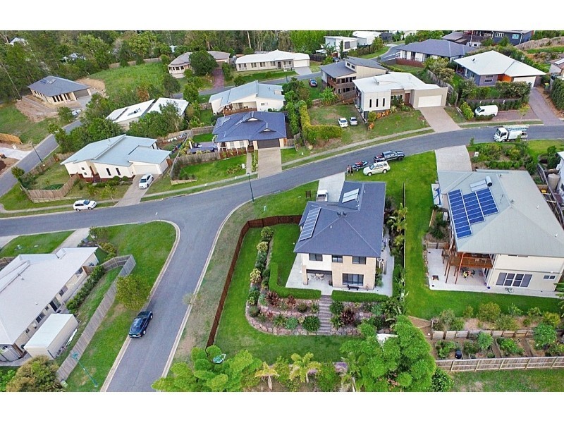 12 Viv Hull Avenue, Eumundi QLD 4562