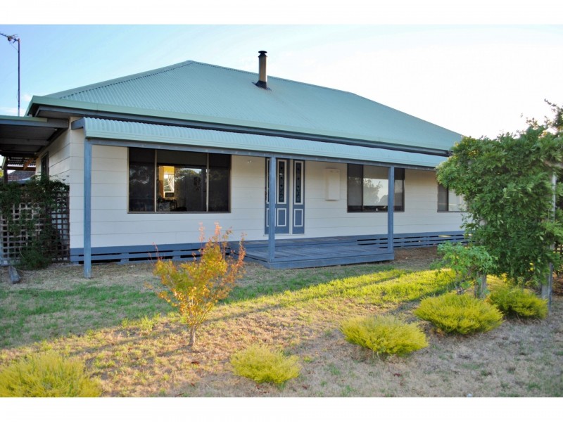 6 Upland Street, Lindenow South VIC 3875