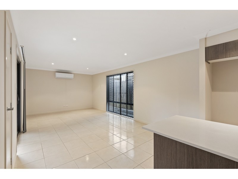 34 Honeyeater Crescent, Dakabin QLD 4503