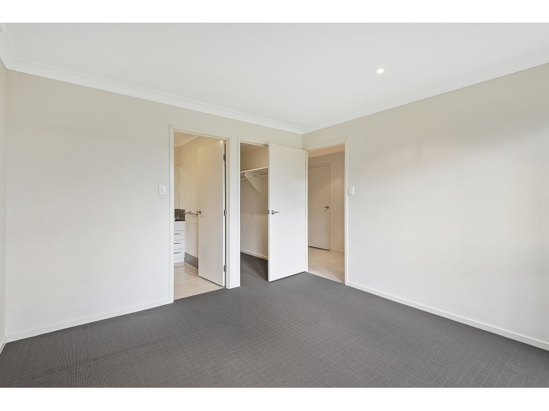 34 Honeyeater Crescent, Dakabin QLD 4503