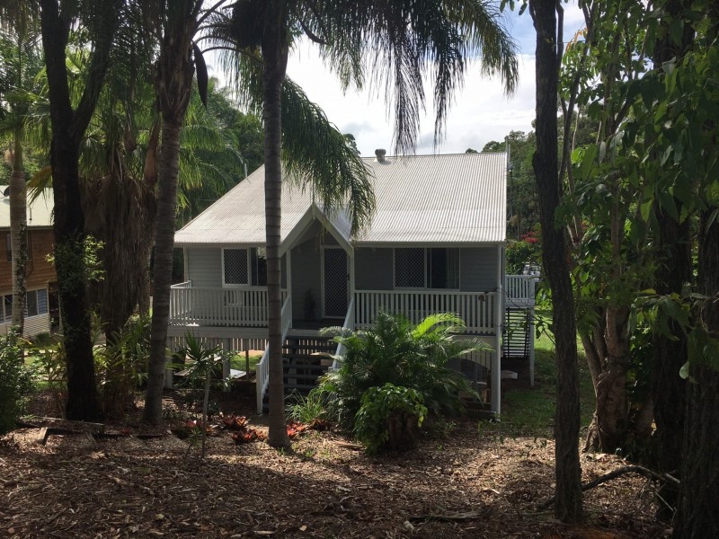 23 McKenzie Road, Woombye QLD 4559