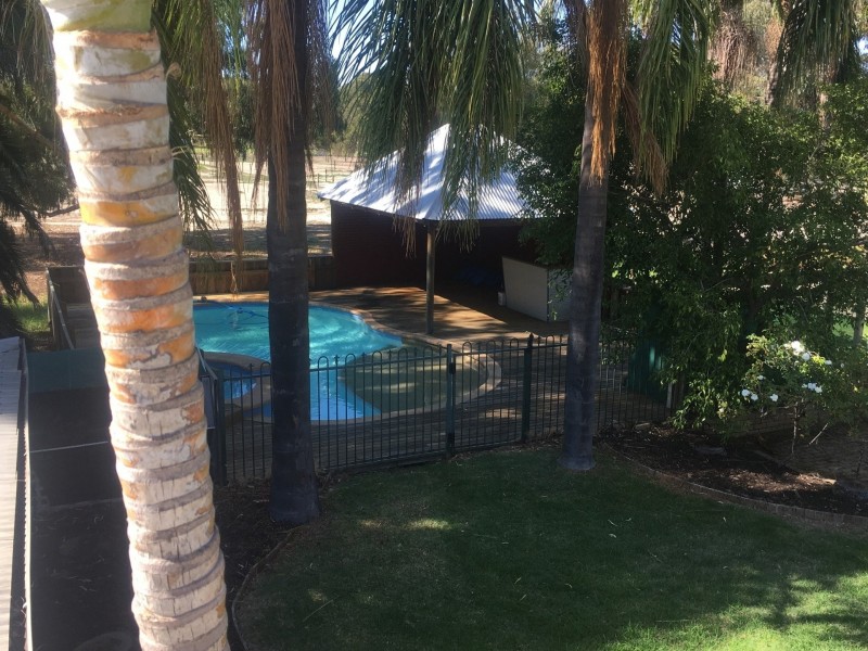 264 Hopkinson Road, Darling Downs WA 6122