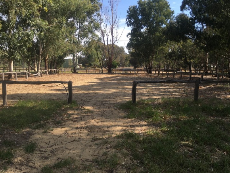 264 Hopkinson Road, Darling Downs WA 6122