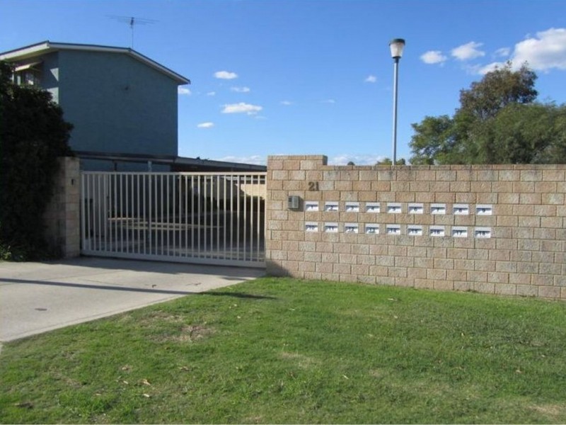 5/21 Fennager Way, Calista WA 6167