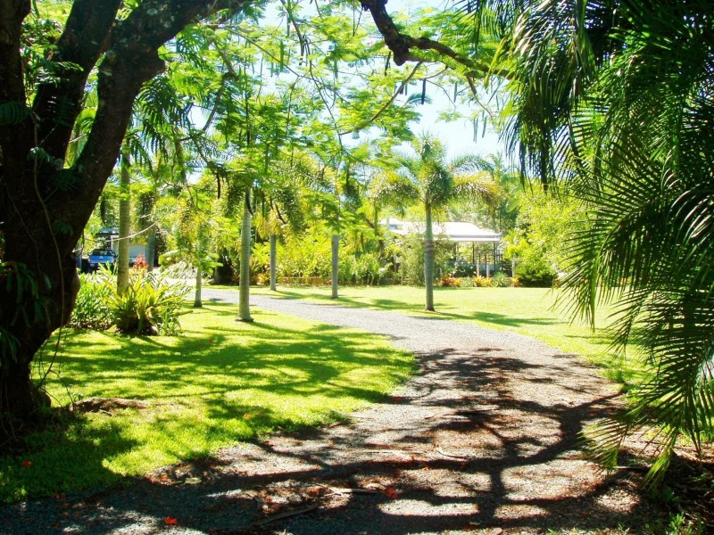 8 Spurwood Close, Wongaling Beach QLD 4852
