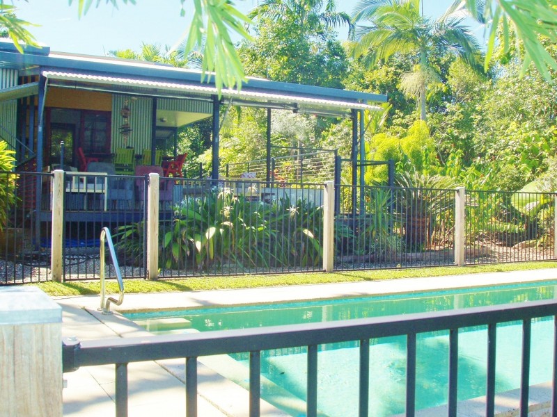 8 Spurwood Close, Wongaling Beach QLD 4852