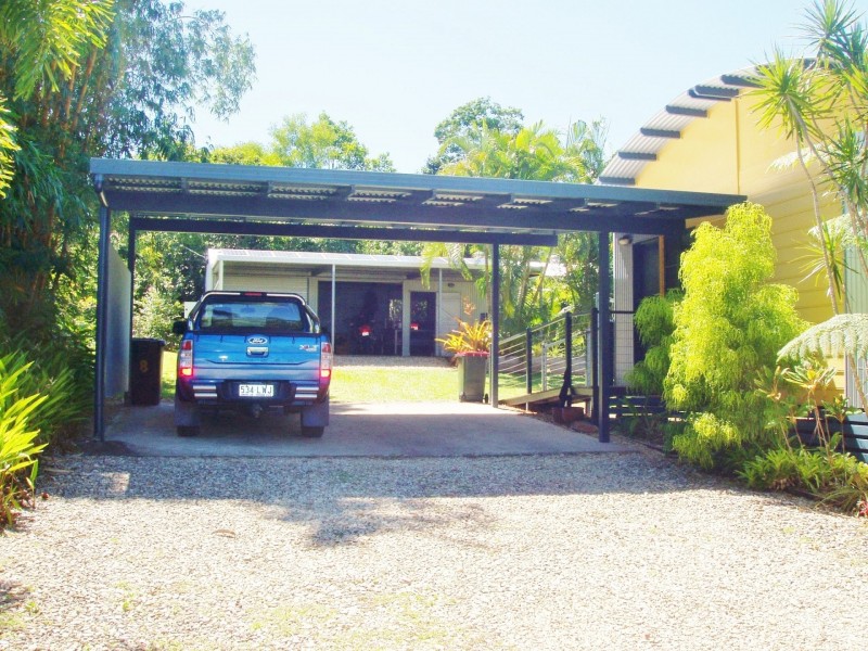 8 Spurwood Close, Wongaling Beach QLD 4852