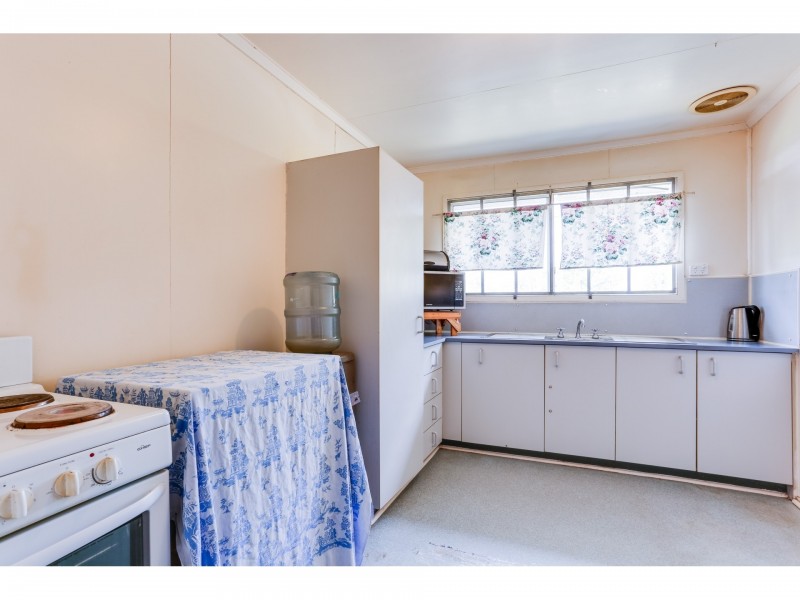 14 Hampton Court, One Mile QLD 4305