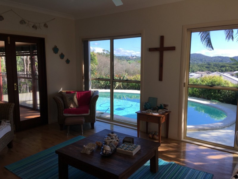 9 Valley Breeze Court, Coes Creek QLD 4560