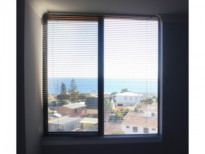 27/6A Valley Rd, Halls Head WA 6210