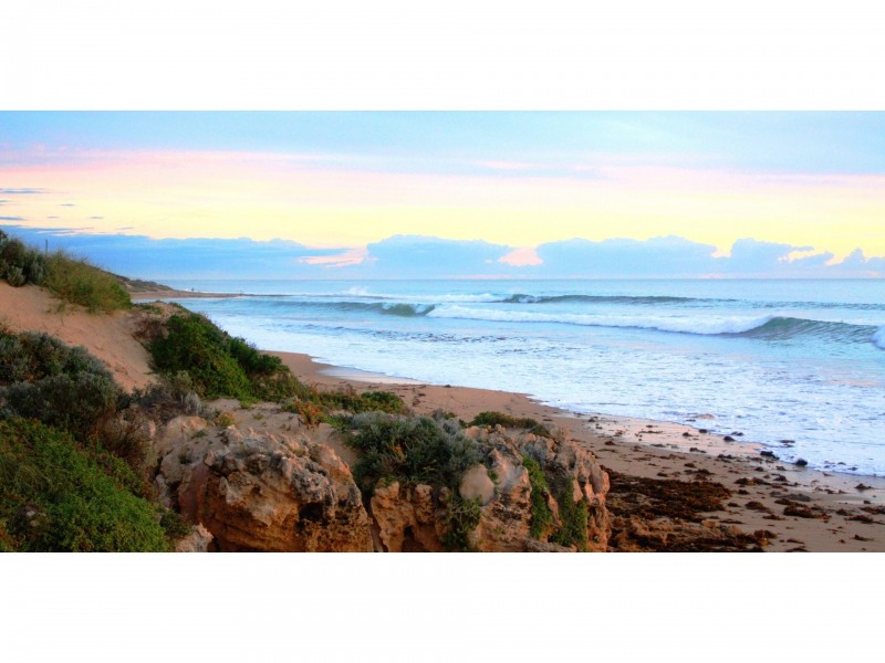 27/6A Valley Rd, Halls Head WA 6210