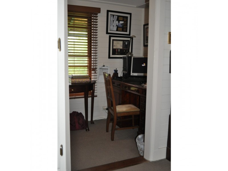 18 Ebury Street, Bundanoon NSW 2578