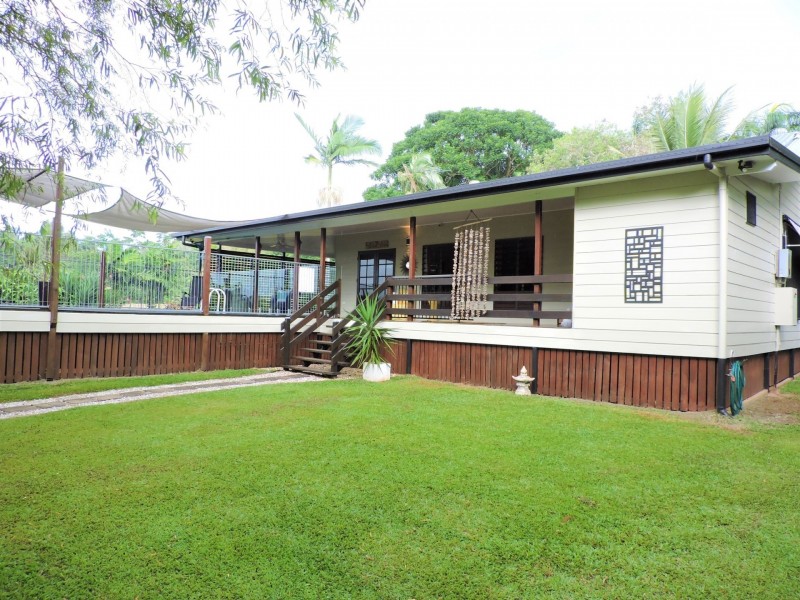 16 Arizona Crescent, White Rock QLD 4868