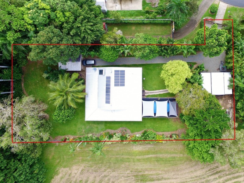 16 Arizona Crescent, White Rock QLD 4868