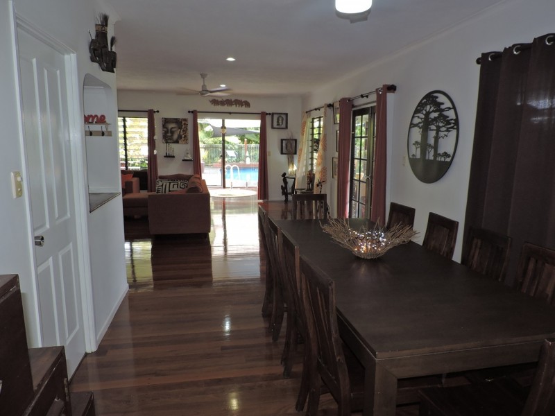 16 Arizona Crescent, White Rock QLD 4868