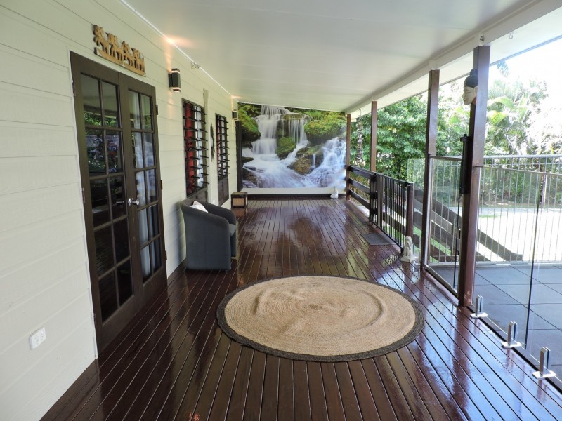 16 Arizona Crescent, White Rock QLD 4868