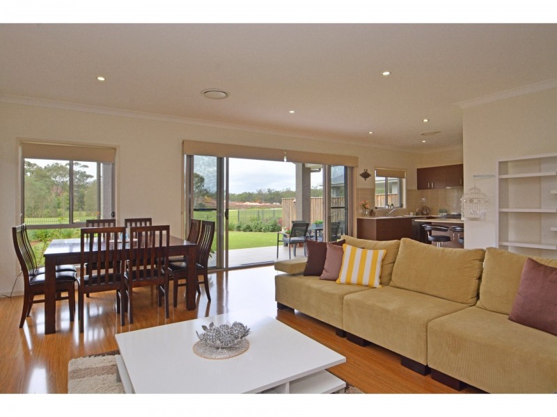 9 Medinah Point, Medowie NSW 2318