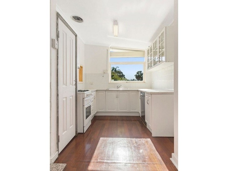 33 Sevington Street, Maddington WA 6109