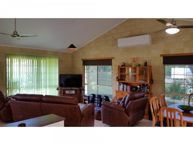 47 Westwood Way, Oakhurst QLD 4650