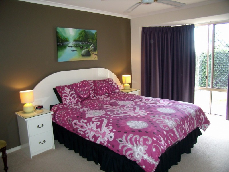 13 Parklane Place, Highland Park QLD 4211