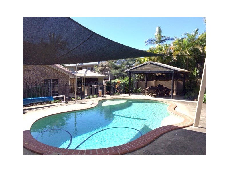 13 Parklane Place, Highland Park QLD 4211