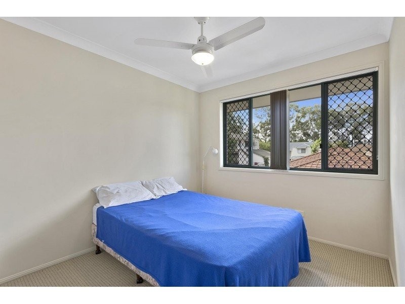 10 Encore Crescent, Ashmore QLD 4214