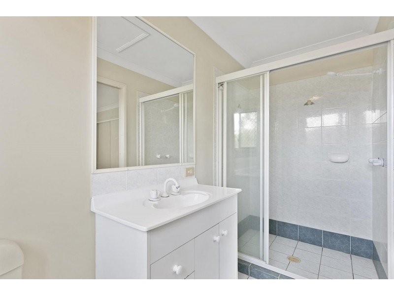 10 Encore Crescent, Ashmore QLD 4214