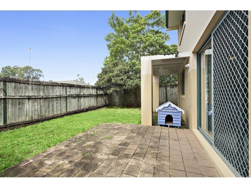 10 Encore Crescent, Ashmore QLD 4214