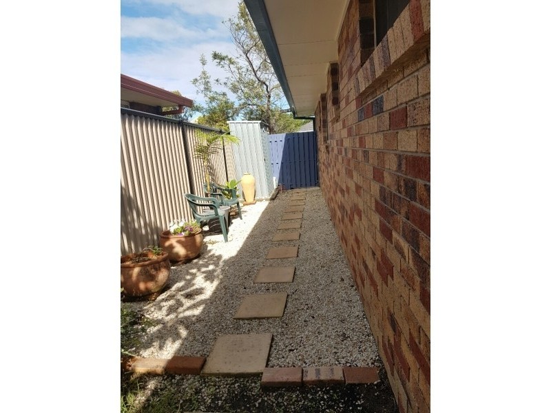 2/21 Victoria  Avenue, Pottsville NSW 2489