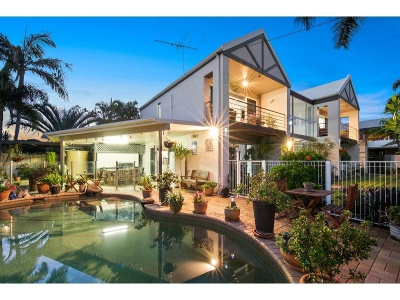 4 Buckingham Street, Margate QLD 4019