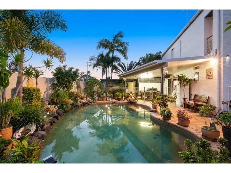 4 Buckingham Street, Margate QLD 4019