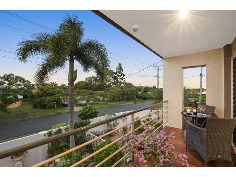 4 Buckingham Street, Margate QLD 4019