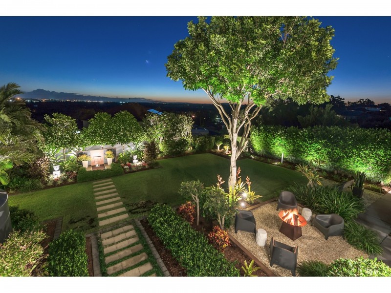 155 Gibson Crescent, Bellbowrie QLD 4070