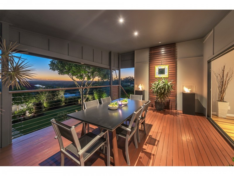 155 Gibson Crescent, Bellbowrie QLD 4070