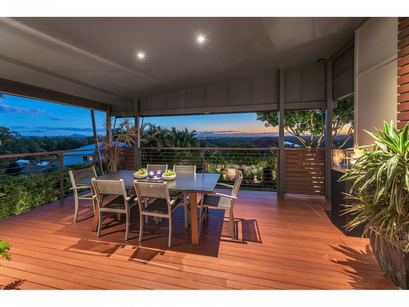 155 Gibson Crescent, Bellbowrie QLD 4070