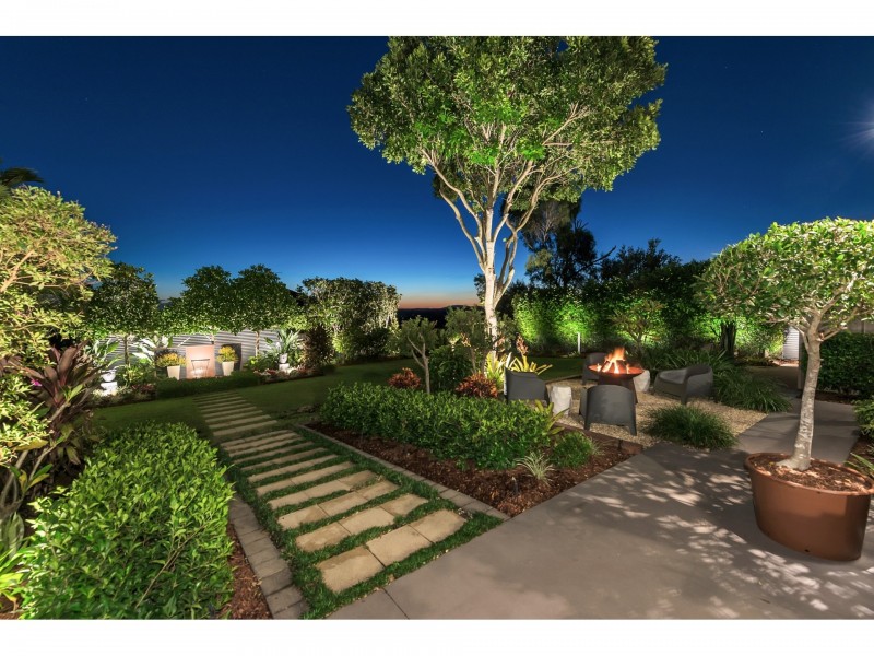 155 Gibson Crescent, Bellbowrie QLD 4070