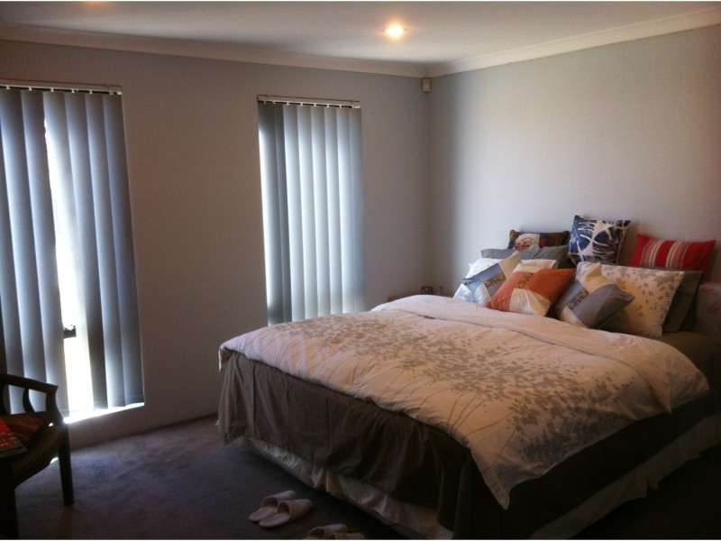 13 Tarn Drive, Canning Vale WA 6155