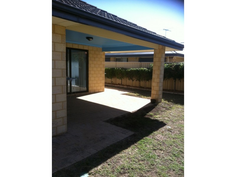 13 Tarn Drive, Canning Vale WA 6155