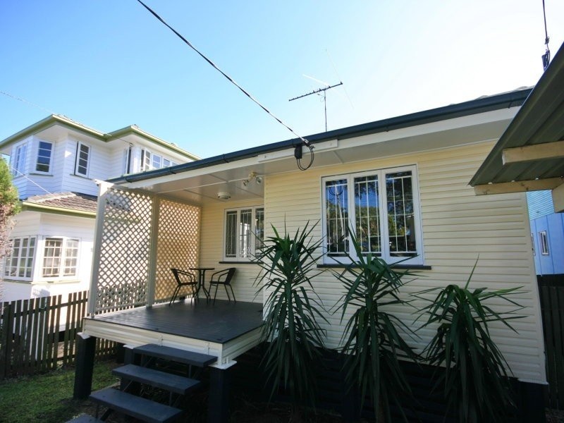 21 Ryder Street, Wynnum QLD 4178
