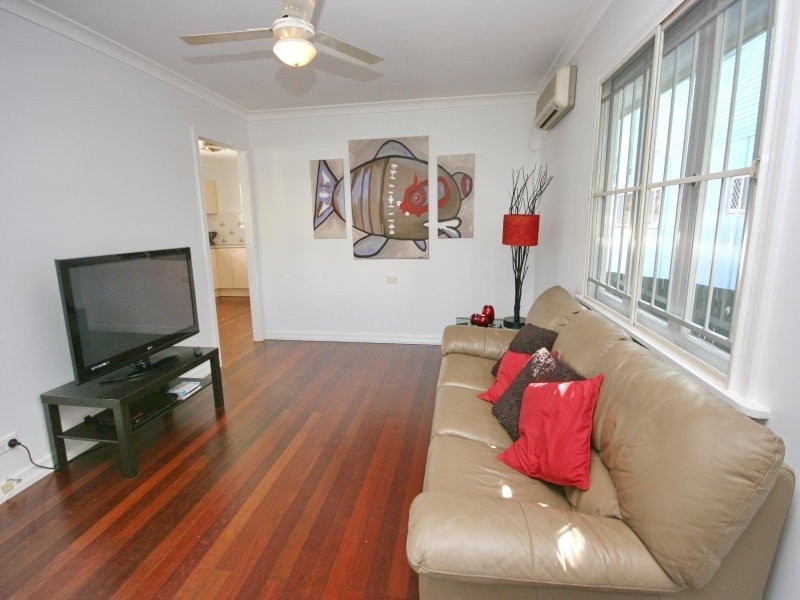 21 Ryder Street, Wynnum QLD 4178