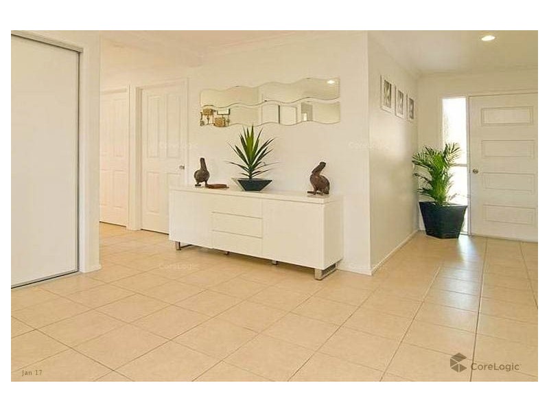 4 Greenside Grove, Berrinba QLD 4117