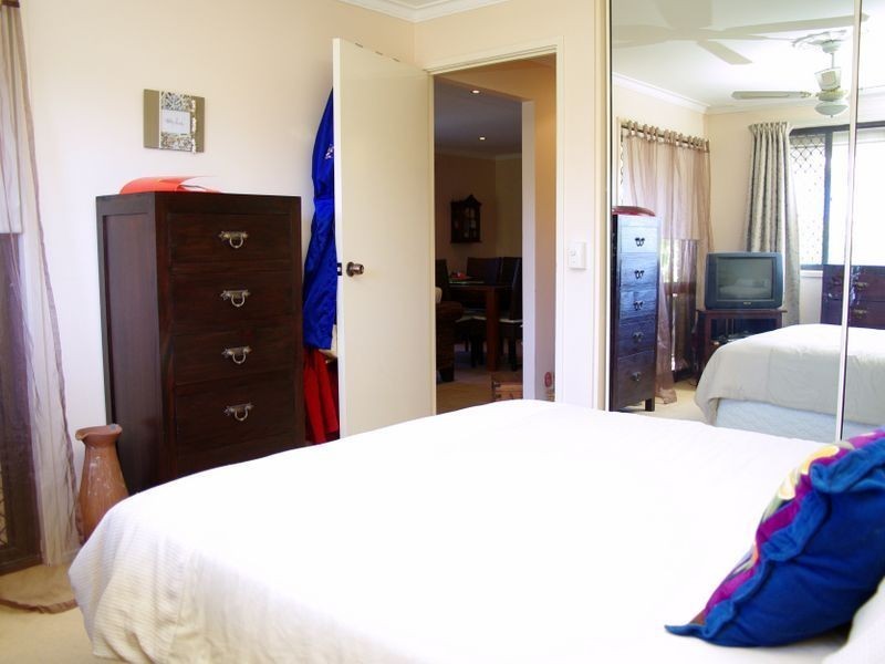 15/3 Duet Drive, Mermaid Waters QLD 4218