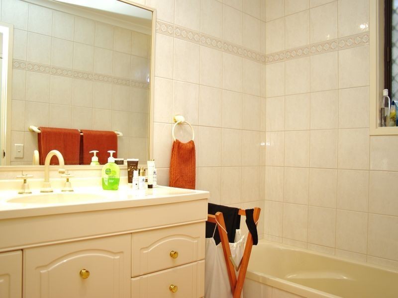 15/3 Duet Drive, Mermaid Waters QLD 4218