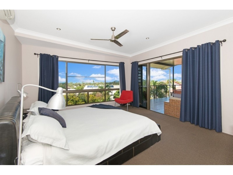 26 Shutehaven Circuit, Bushland Beach QLD 4818