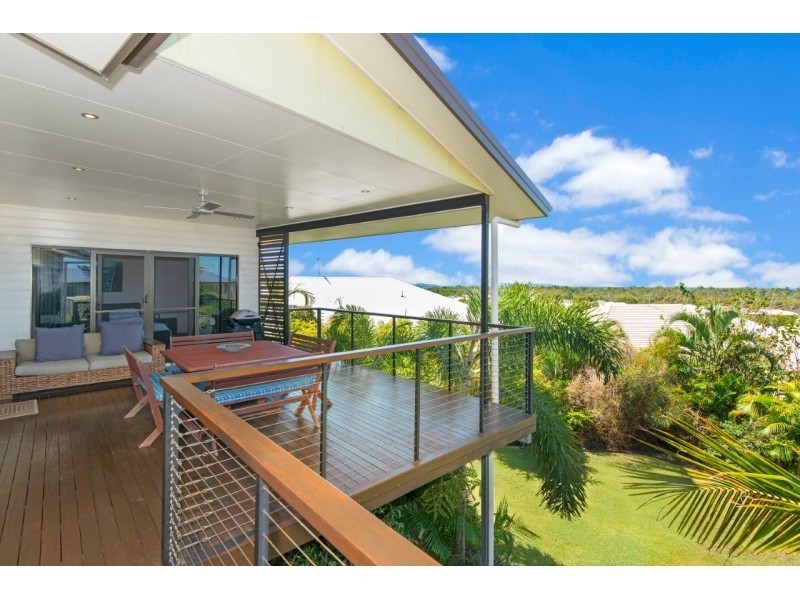 26 Shutehaven Circuit, Bushland Beach QLD 4818