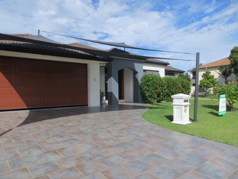 6 Essen Place, Oxenford QLD 4210