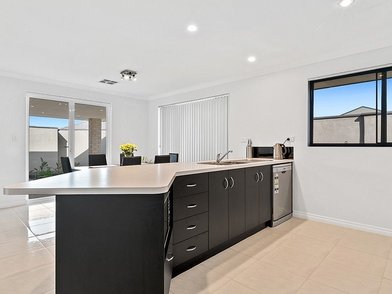 85 Brixton Crescent, Ellenbrook WA 6069