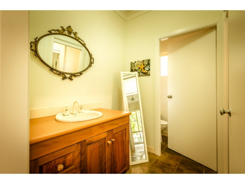 8 Raymond Close, Bellingen NSW 2454